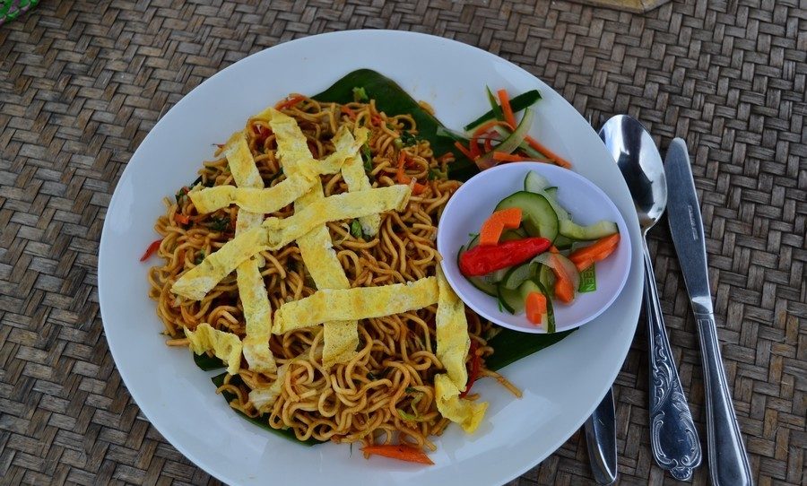 10 popular dishes in Bali. What to eat on the island? About Indonesian cuisine.