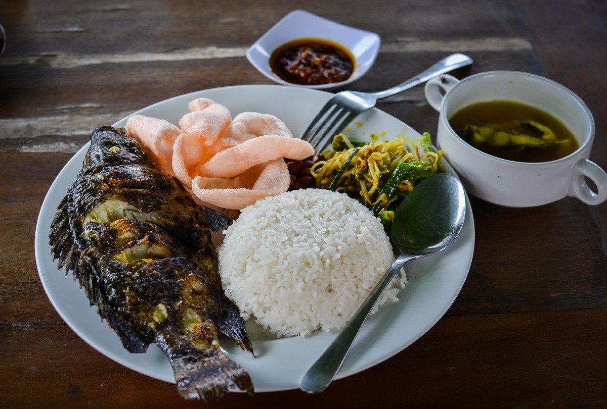 10 popular dishes in Bali. What to eat on the island? About Indonesian cuisine.